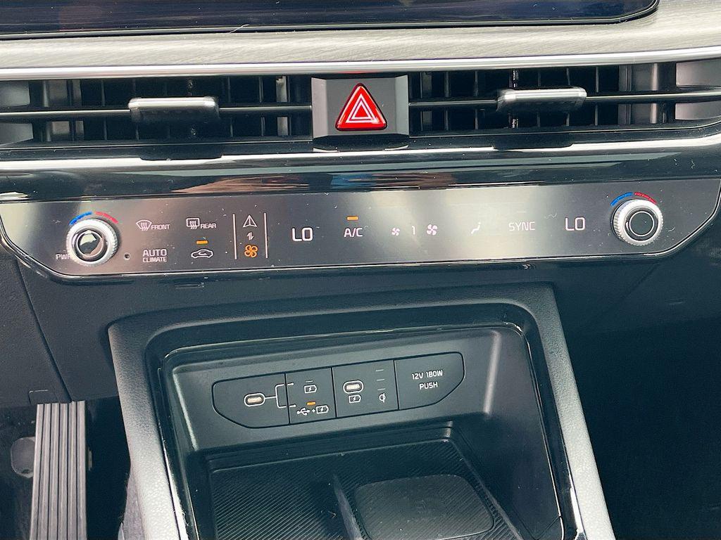 used 2025 Kia K5 car, priced at $28,999