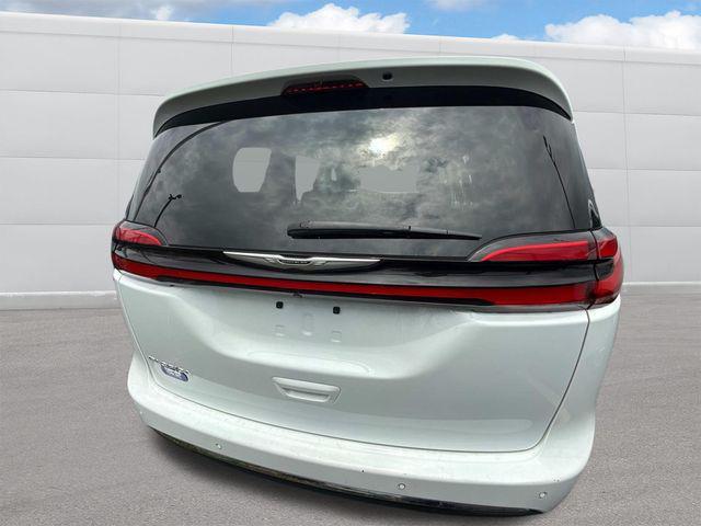used 2024 Chrysler Pacifica car, priced at $27,990