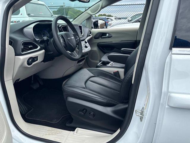 used 2024 Chrysler Pacifica car, priced at $27,990