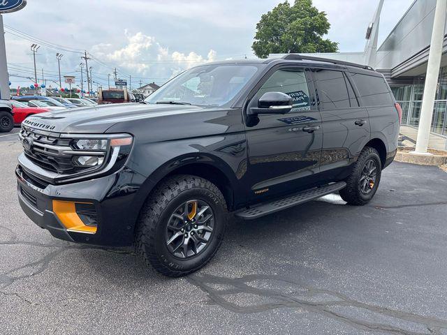 new 2025 Ford Expedition car, priced at $86,370