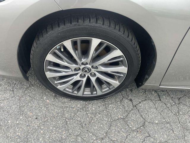 used 2021 Lexus ES 250 car, priced at $25,500