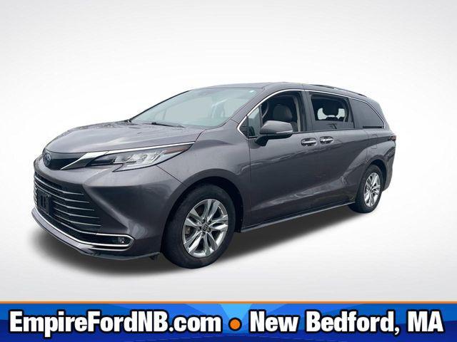 used 2023 Toyota Sienna car, priced at $49,990