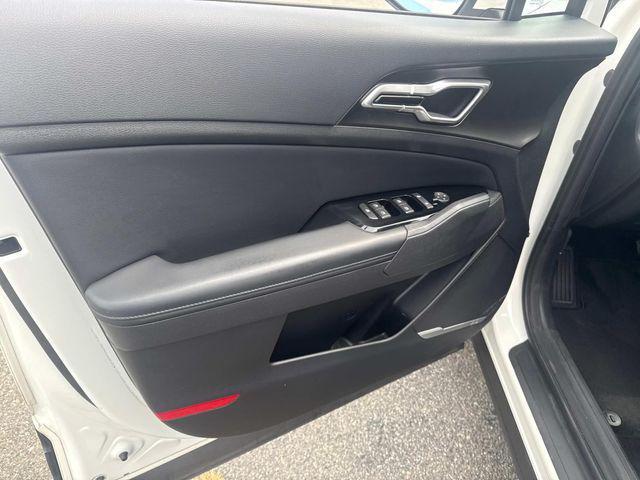 used 2023 Kia Sportage Hybrid car, priced at $25,750
