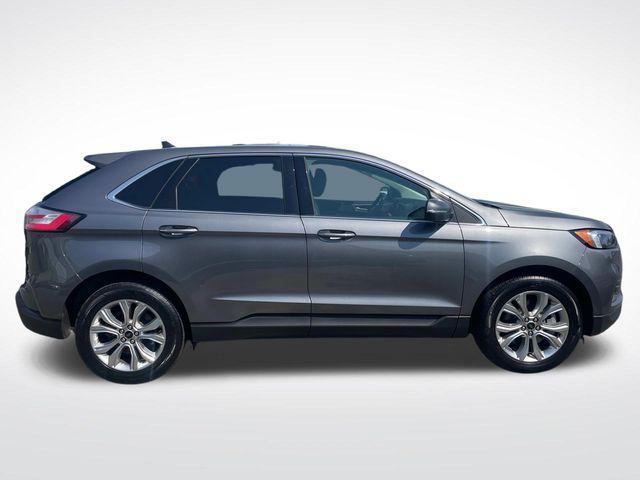 used 2024 Ford Edge car, priced at $30,300