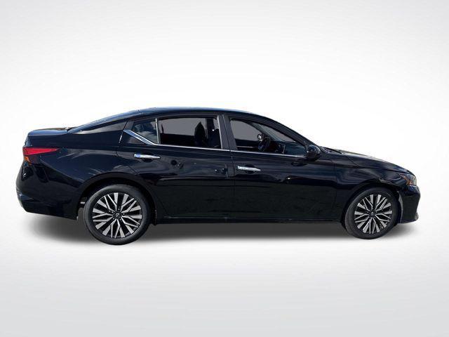 used 2023 Nissan Altima car, priced at $18,290