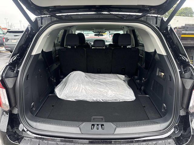 new 2025 Ford Explorer car
