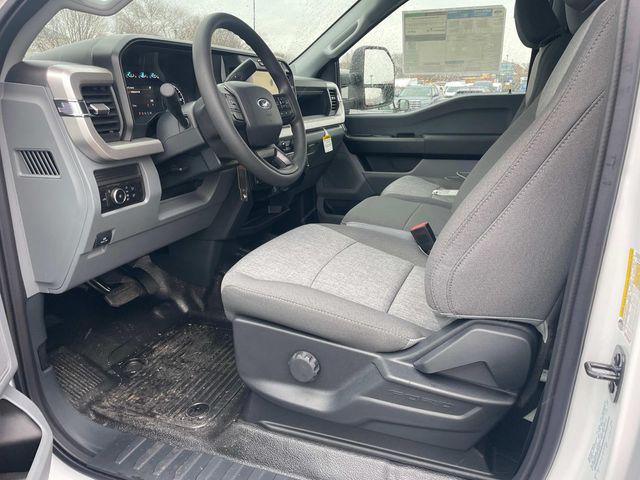 new 2025 Ford F-250 car, priced at $72,315