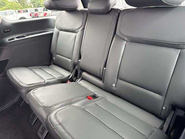 new 2025 Ford Expedition car, priced at $73,305
