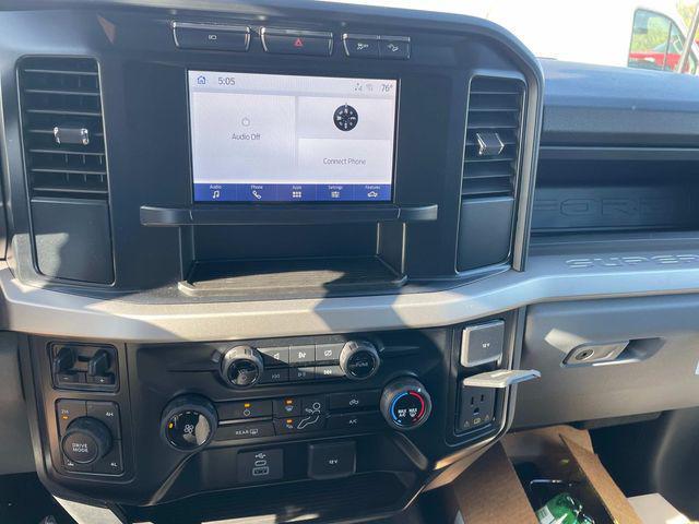 new 2024 Ford F-250 car, priced at $59,074
