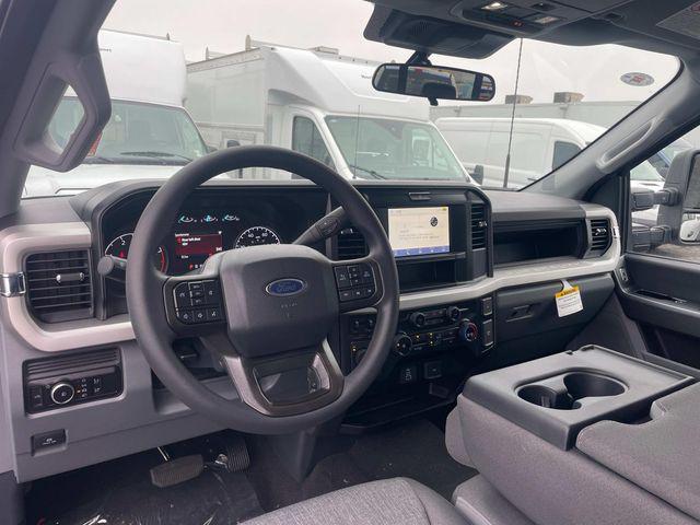new 2025 Ford F-350 car, priced at $66,378