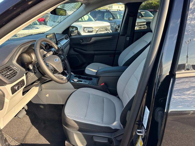 new 2025 Ford Escape car, priced at $33,240