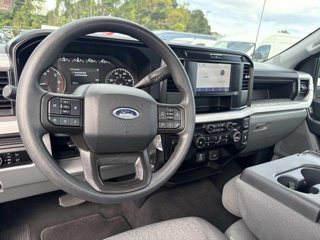 new 2025 Ford F-350 car, priced at $59,575