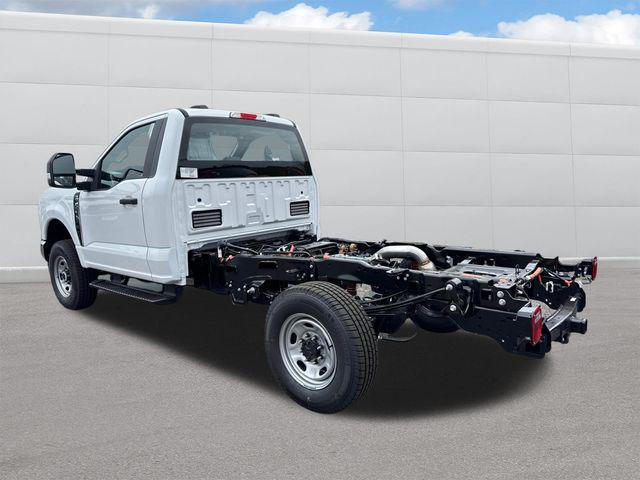 new 2025 Ford F-250 car, priced at $52,020