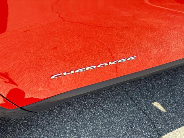 used 2021 Jeep Cherokee car, priced at $25,580