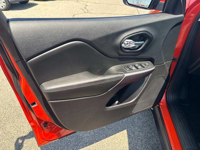 used 2021 Jeep Cherokee car, priced at $25,580