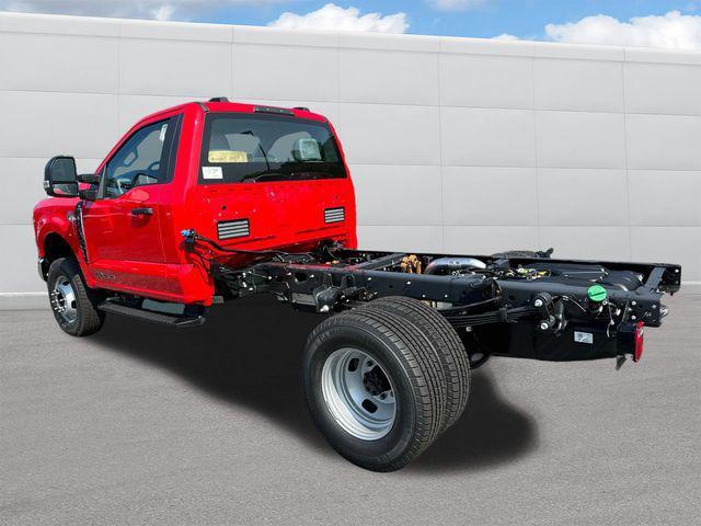 new 2024 Ford F-350 car, priced at $62,126