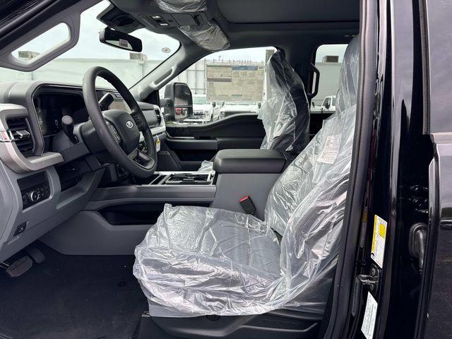 new 2025 Ford F-350 car, priced at $76,070