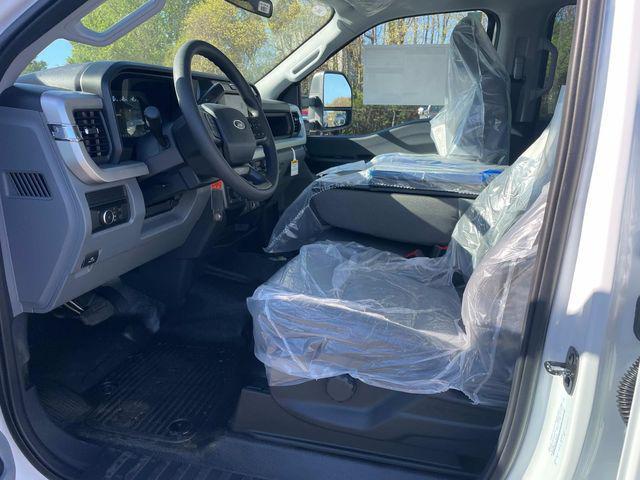 new 2025 Ford F-350 car, priced at $61,520