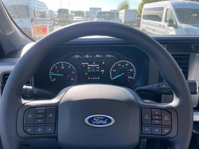 new 2025 Ford F-350 car, priced at $61,520