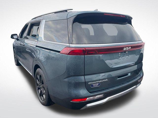 used 2022 Kia Carnival car, priced at $33,800