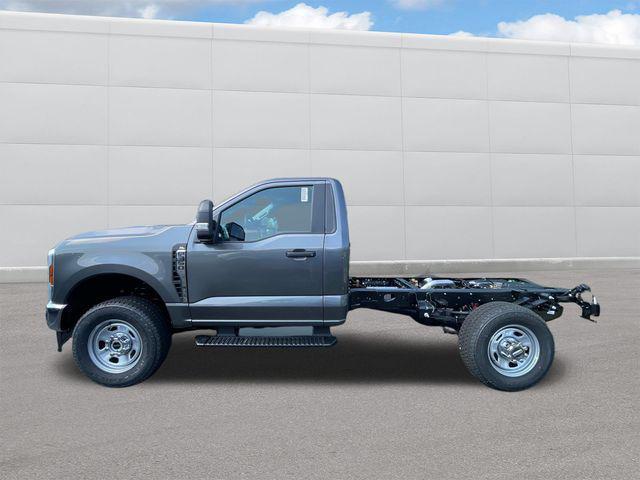 new 2025 Ford F-350 car, priced at $58,325