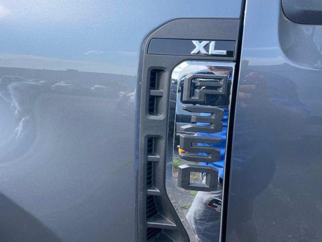 new 2025 Ford F-350 car, priced at $58,325