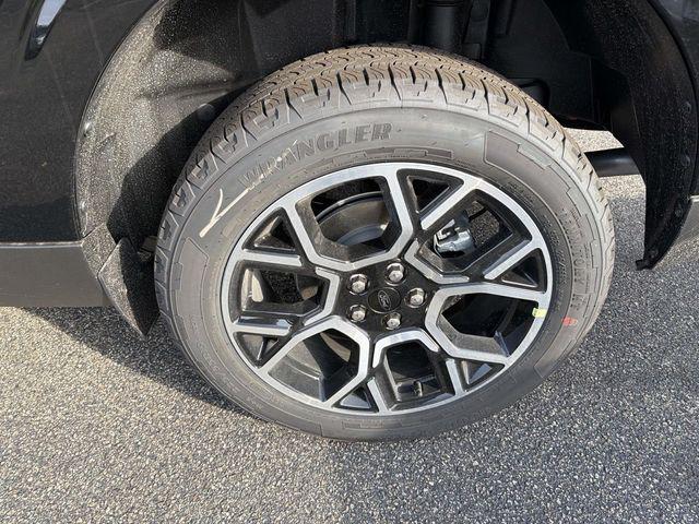 new 2025 Ford Maverick car, priced at $42,100