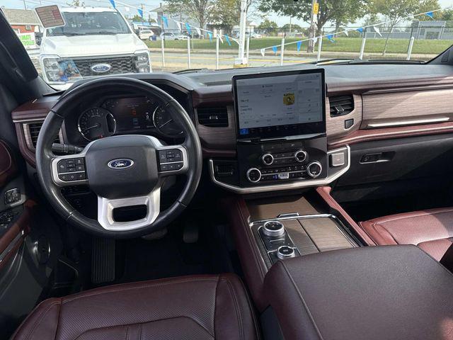 used 2023 Ford Expedition car, priced at $40,990