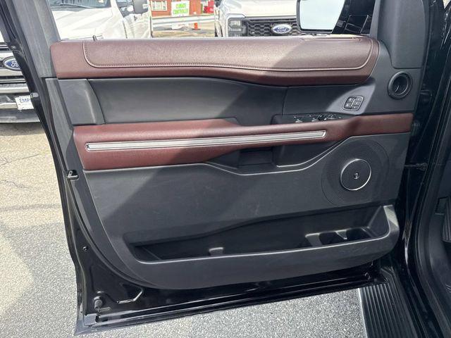 used 2023 Ford Expedition car, priced at $40,990