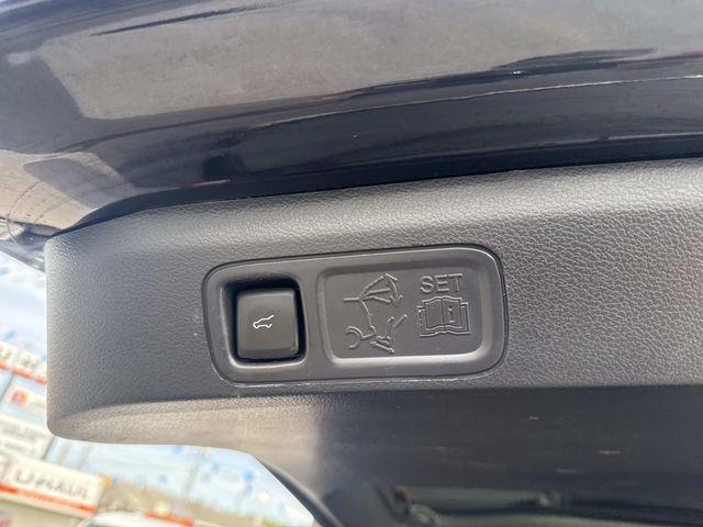 used 2023 Ford Expedition car, priced at $40,990
