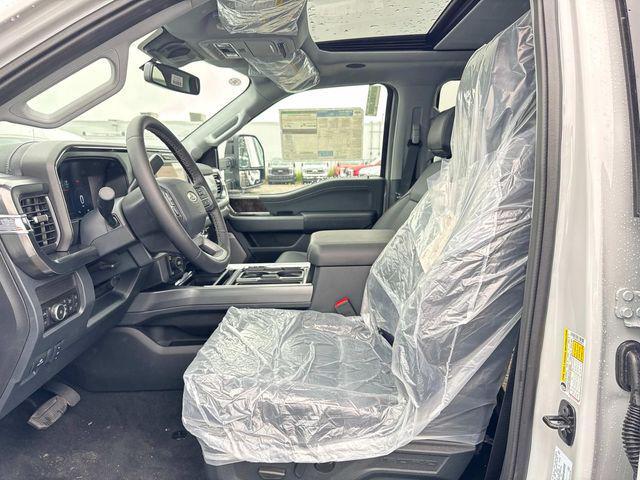 new 2025 Ford F-350 car, priced at $91,865