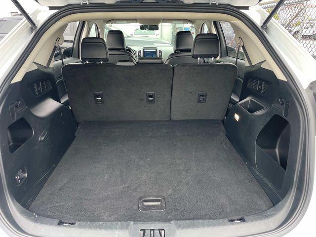 used 2022 Ford Edge car, priced at $22,100