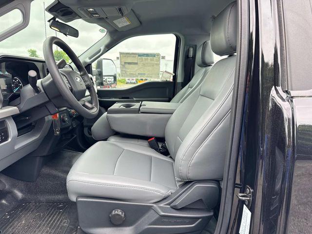 new 2024 Ford F-450 car, priced at $58,665