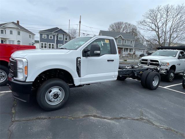 new 2023 Ford F-350 car, priced at $53,860