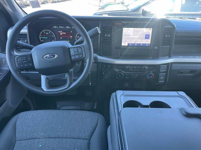 new 2024 Ford F-350 car, priced at $65,041