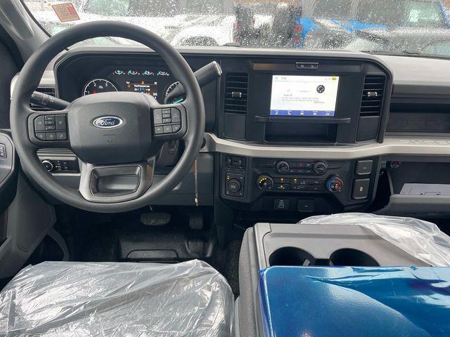 new 2025 Ford F-350 car, priced at $72,100