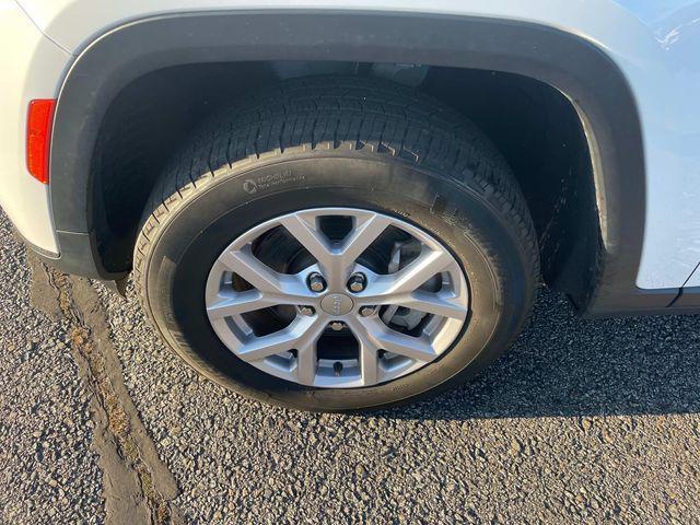 used 2022 Jeep Grand Cherokee L car, priced at $31,990