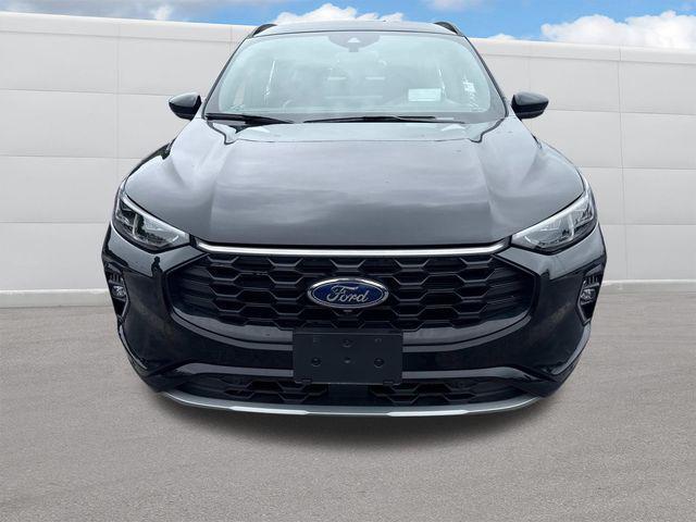 used 2023 Ford Escape car, priced at $29,990