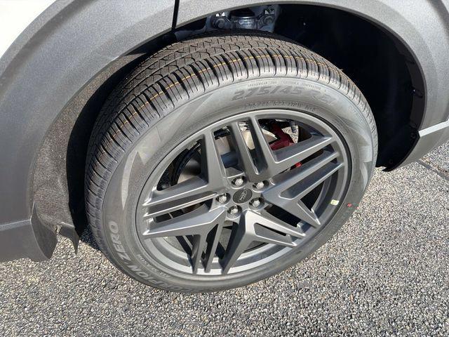 new 2025 Ford Explorer car