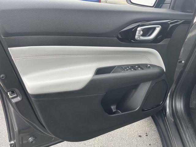 used 2024 Jeep Compass car, priced at $27,990