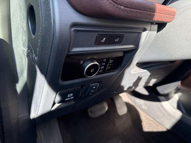 used 2023 Ford Expedition car, priced at $44,530