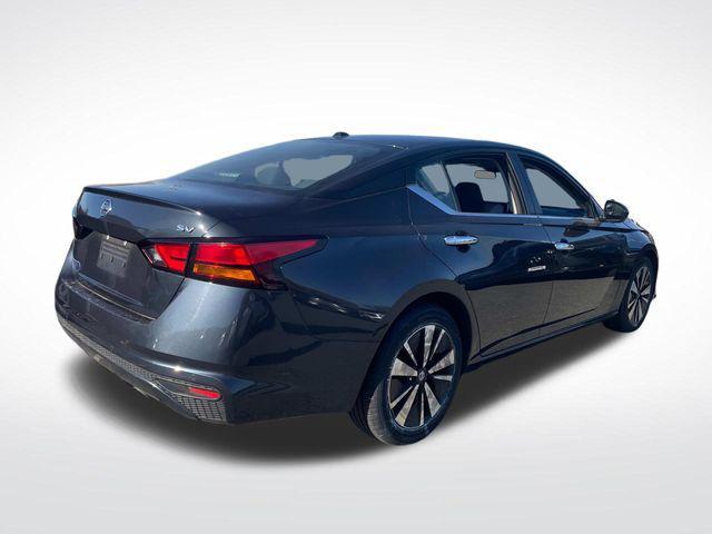 used 2022 Nissan Altima car, priced at $17,900