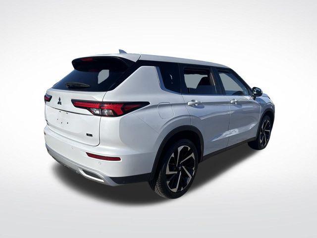 used 2023 Mitsubishi Outlander car, priced at $20,900