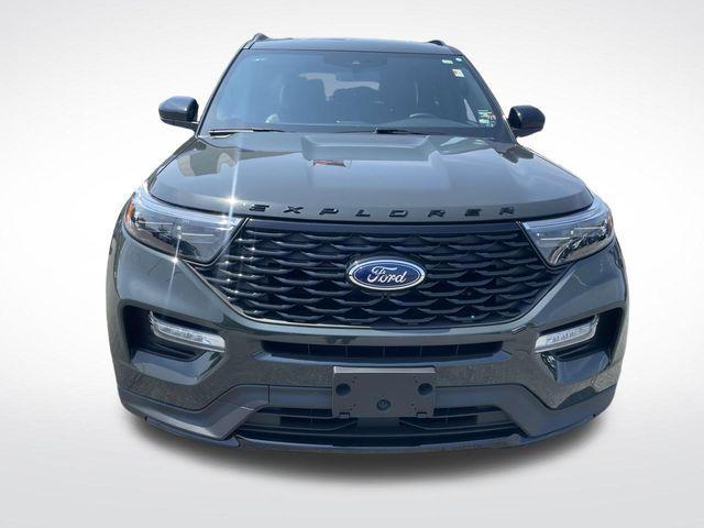 used 2024 Ford Explorer car, priced at $41,990