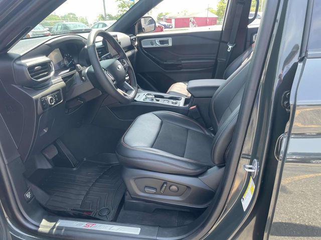 used 2024 Ford Explorer car, priced at $41,990
