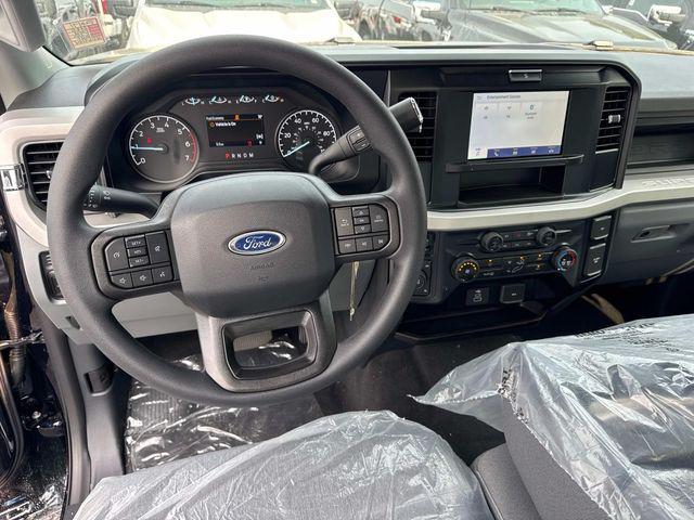 new 2025 Ford F-250 car, priced at $57,452