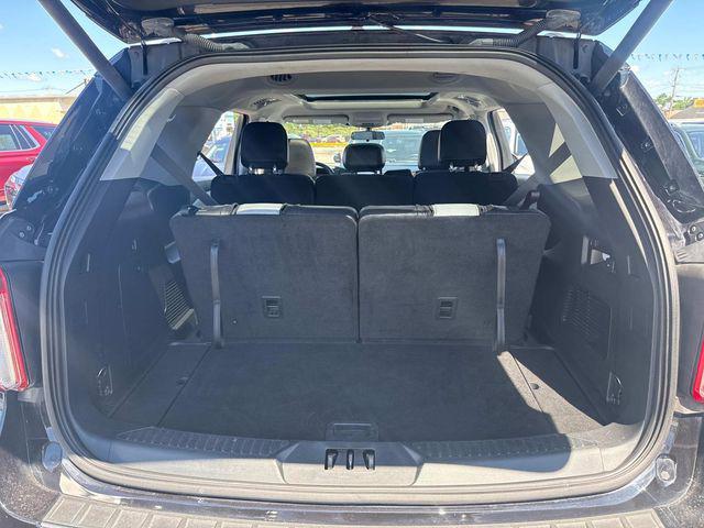 used 2021 Ford Explorer car, priced at $29,900