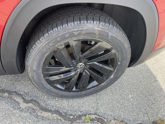 used 2022 Volkswagen Atlas Cross Sport car, priced at $27,990