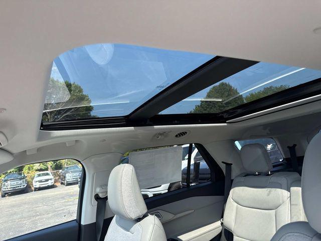 new 2025 Ford Explorer car, priced at $52,275