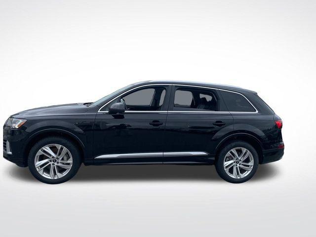 used 2023 Audi Q7 car, priced at $47,900